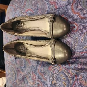 Life stride heel work shoes